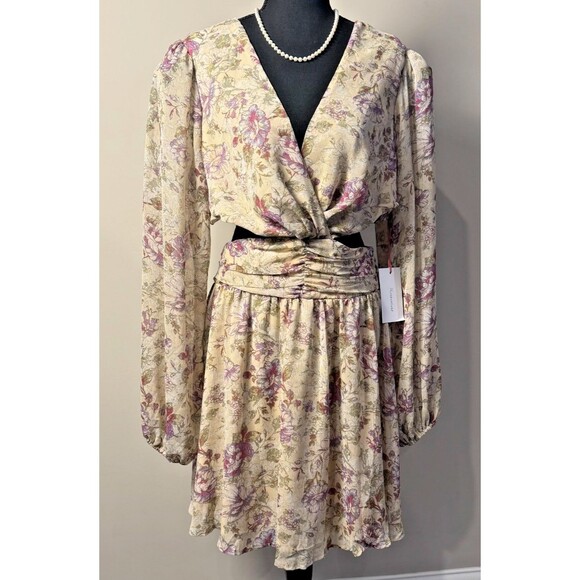 NWT Rosevelvet side cut out floral flowy long sleeve dress 1X - Picture 2 of 9